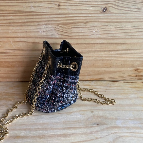 SAME EDELMAN Colorful Gold Chain Handbag - Picture 5 of 5